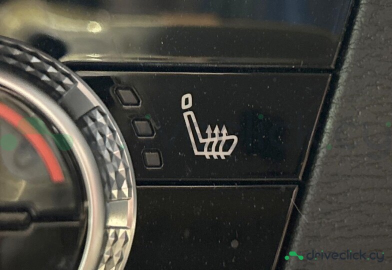 Mitsubishi Outlander Черный