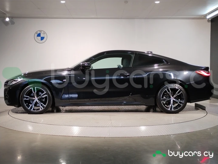 BMW 4 series Черный