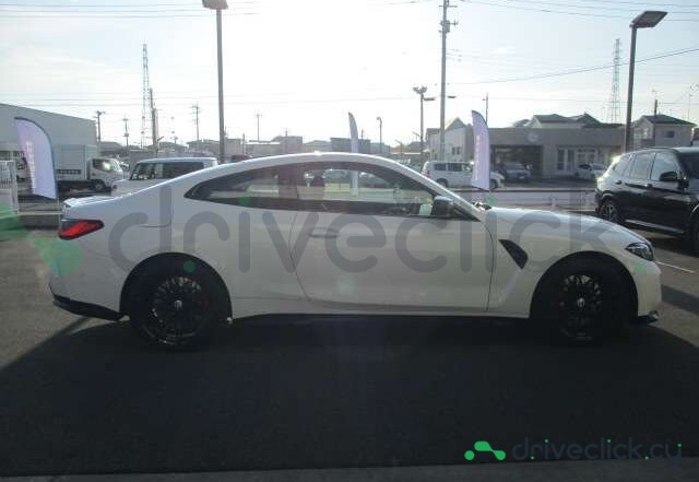 BMW M4 White