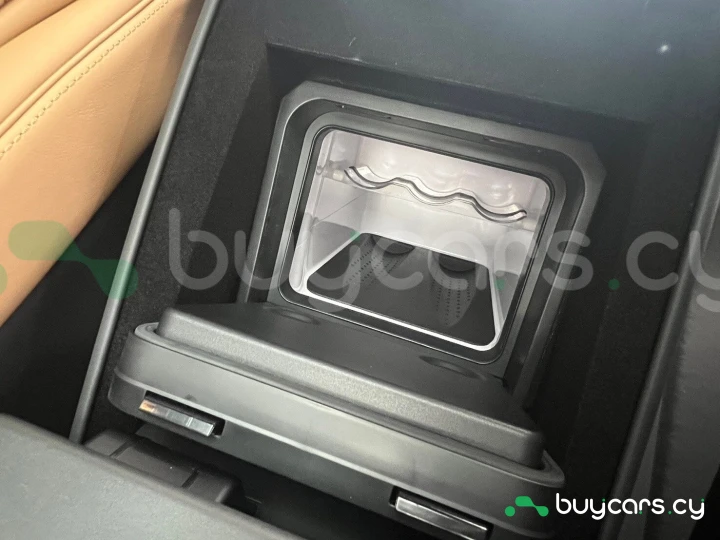 Mercedes S class Бежевый