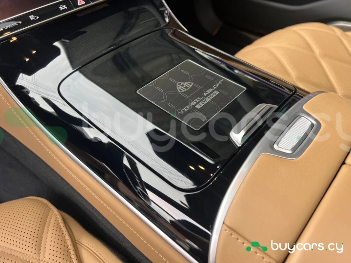 Mercedes S class Бежевый