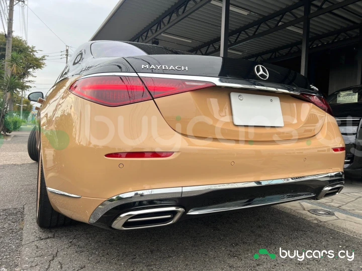 Mercedes S class Бежевый