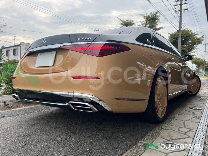 Mercedes S class Бежевый