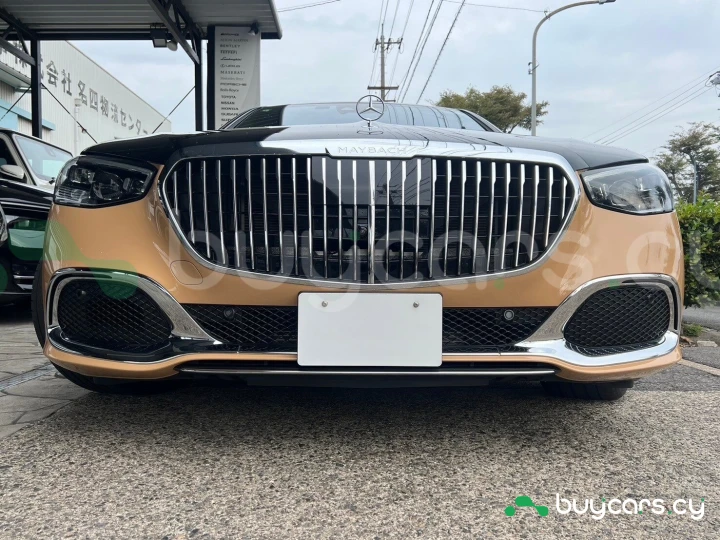 Mercedes S class Бежевый