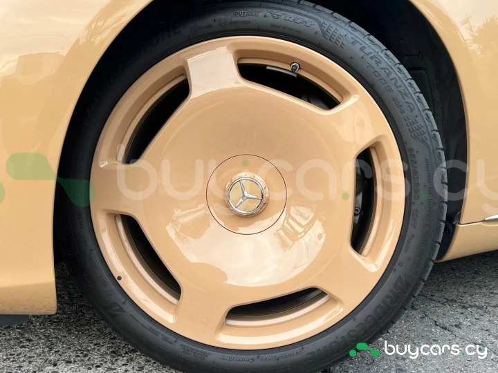 Mercedes S class Бежевый