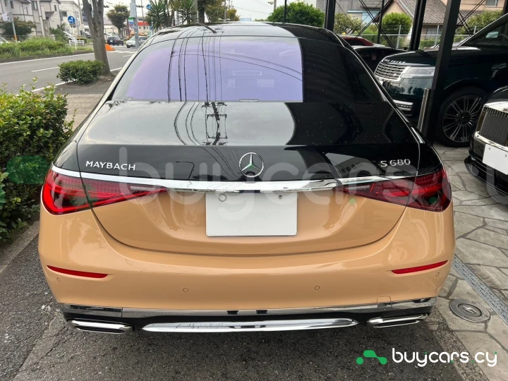 Mercedes S class Бежевый