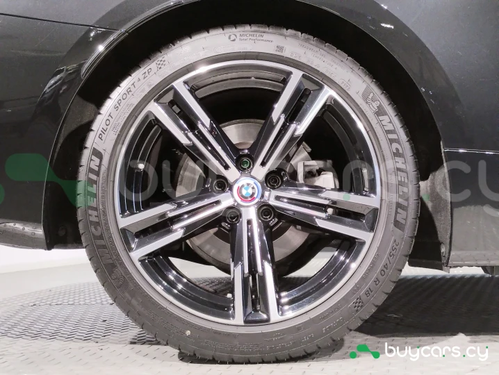 BMW 4 series Черный