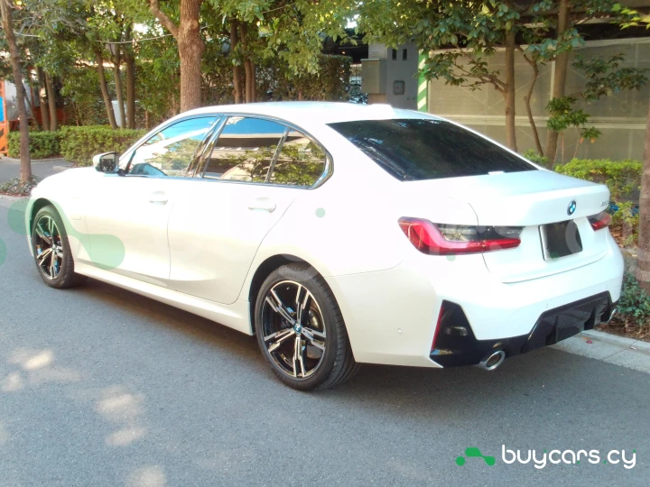 BMW 3 series Белый