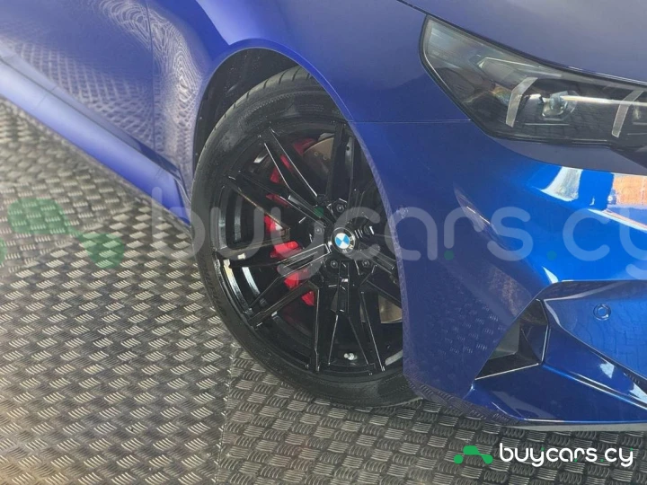 BMW M5 Синий