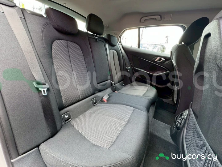 BMW 1 series Белый