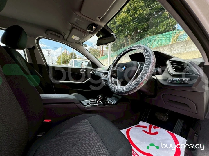 BMW 1 series Белый