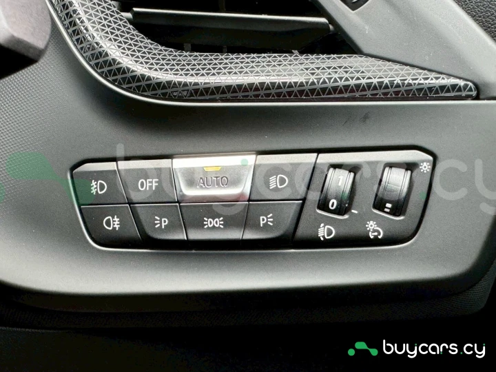 BMW 1 series Белый