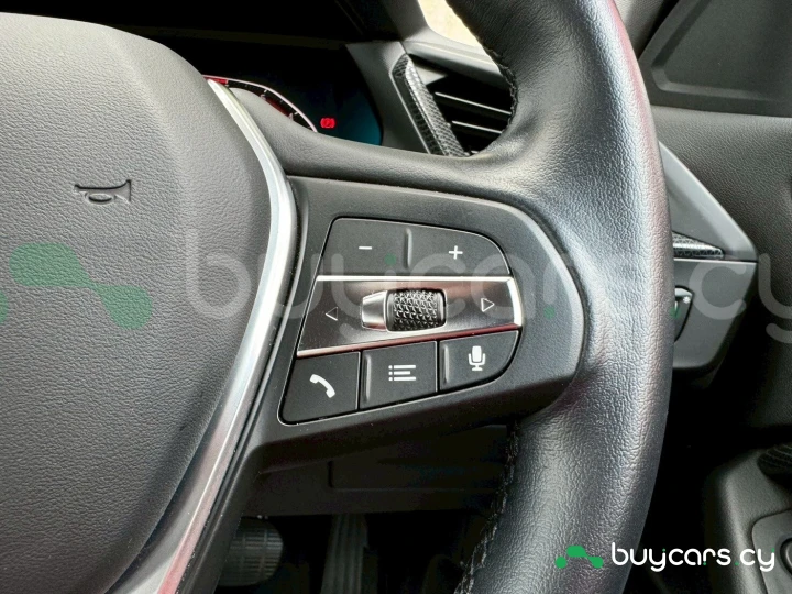 BMW 1 series Белый