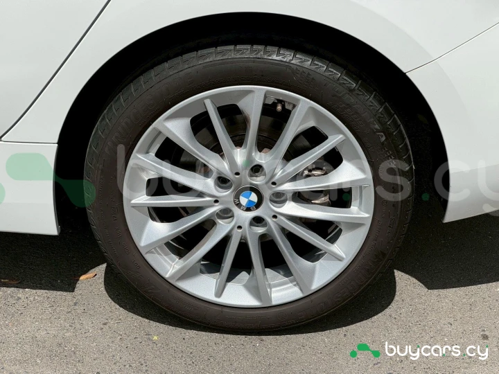 BMW 1 series Белый