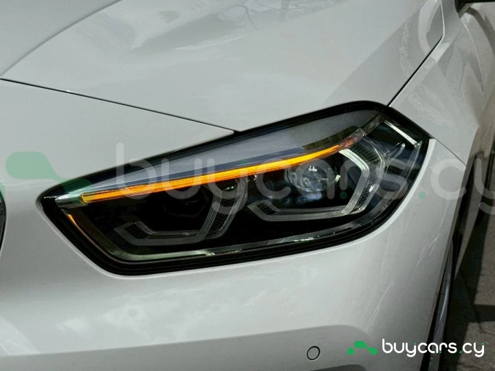 BMW 1 series Белый