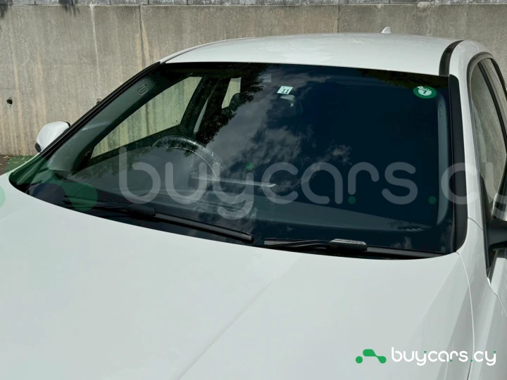 BMW 1 series Белый