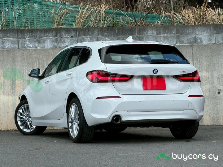 BMW 1 series Белый