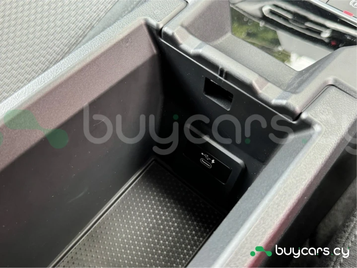 BMW 1 series Белый