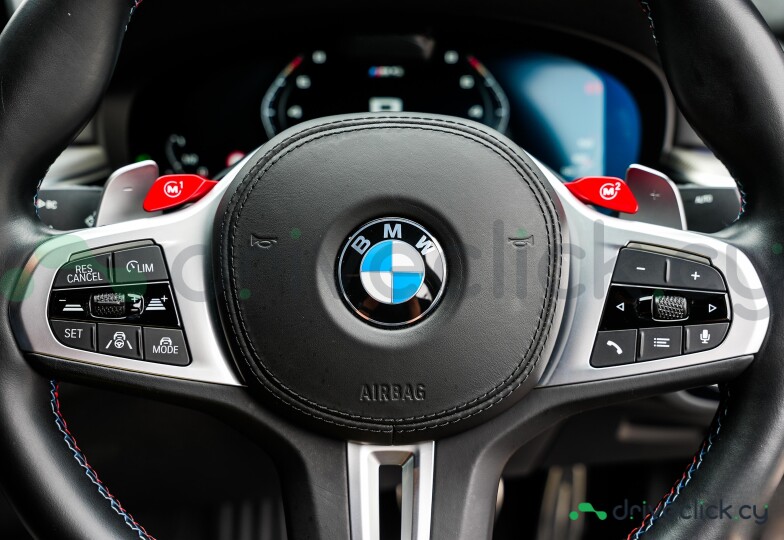 BMW M5 Black