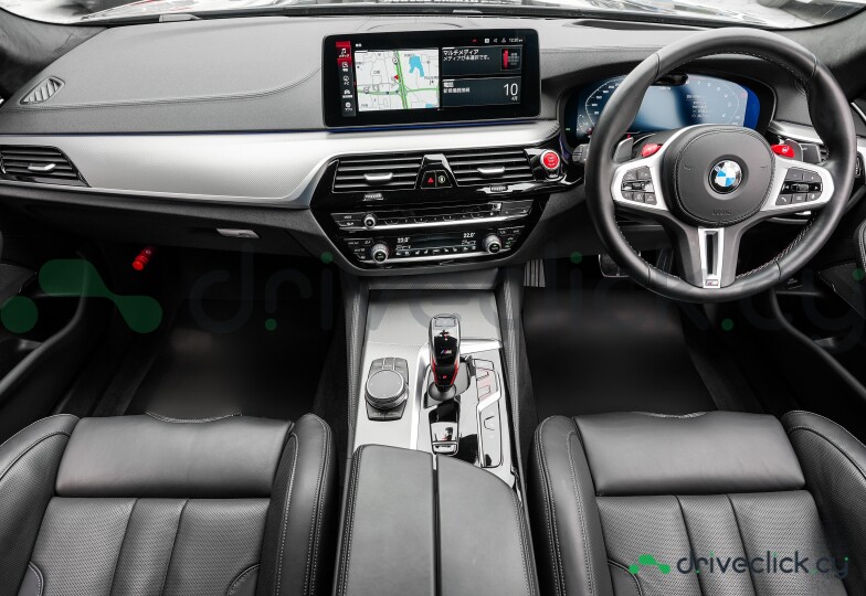 BMW M5 Black