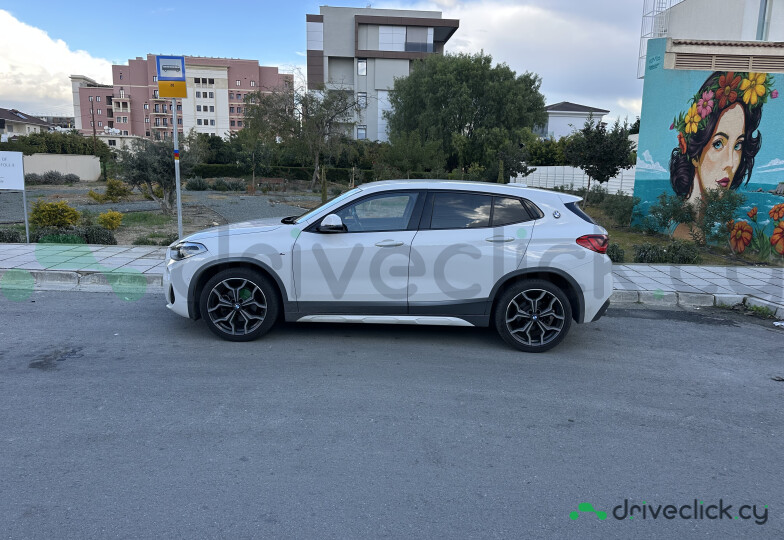 BMW X2 White