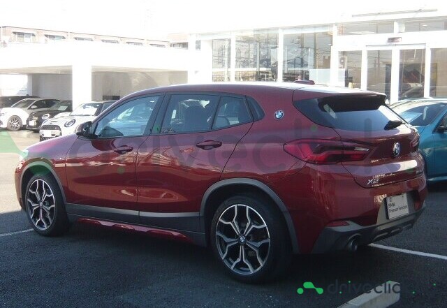 BMW X2 Orange