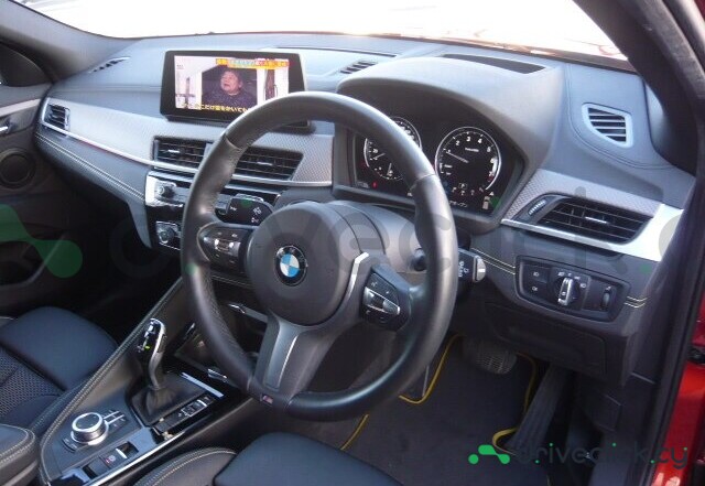 BMW X2 Orange