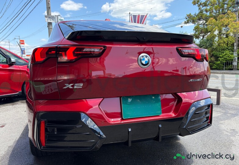 BMW X2 Red