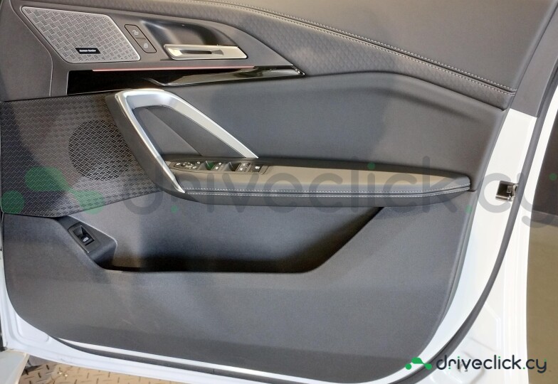 BMW X2 White