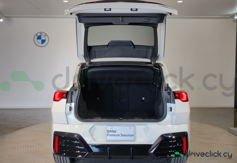 BMW X2 White