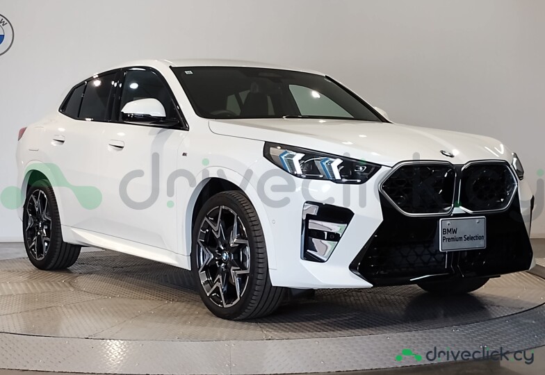 BMW X2 White