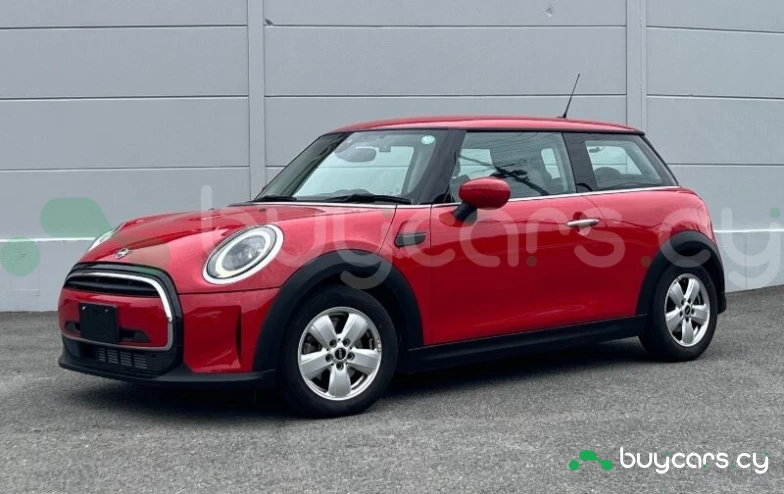 Mini Hatch Red