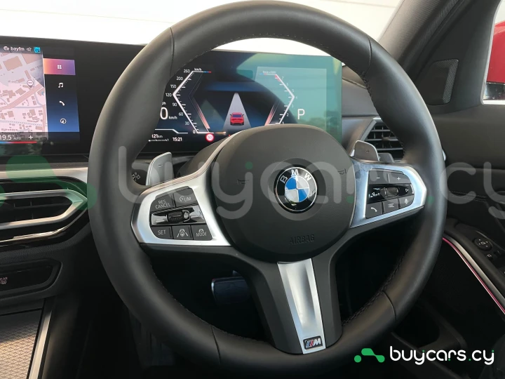 BMW 3 series Красный