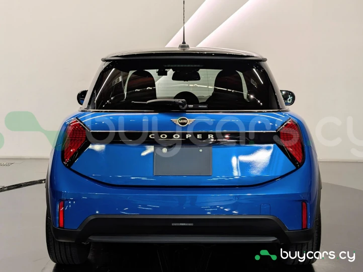 Mini Hatch Blue