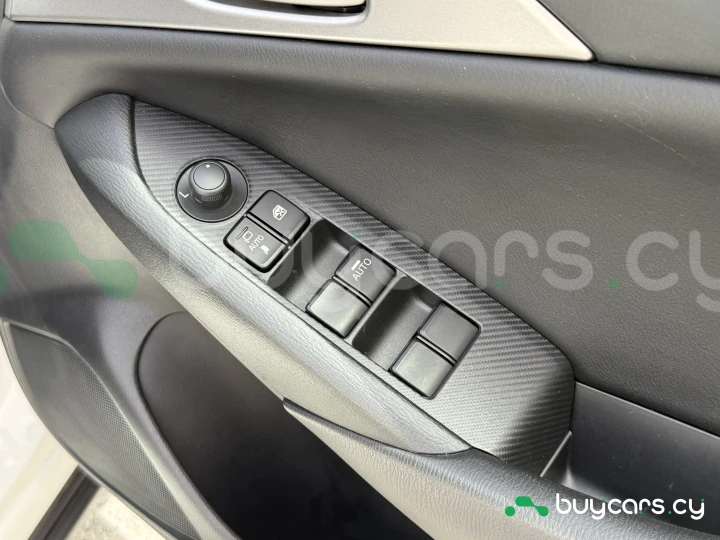 Mazda CX-3 Белый