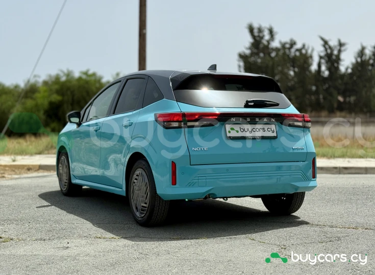 Nissan Note Бирюзовый