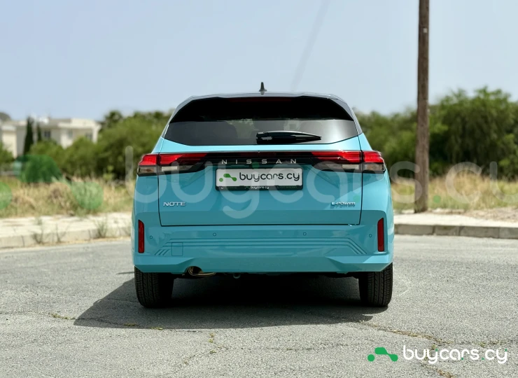 Nissan Note Бирюзовый
