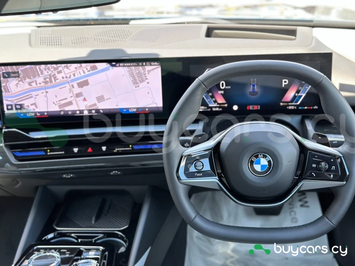 BMW 5 series Синий