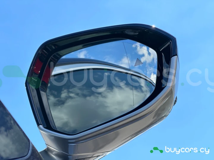 BMW 5 series Синий