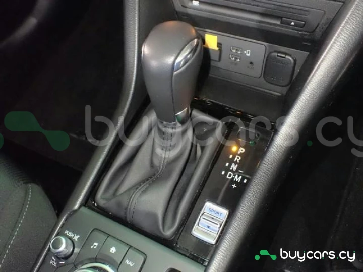 Mazda CX-3 Бежевый