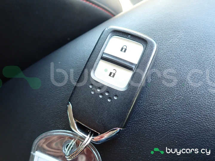 Honda Fit Черный