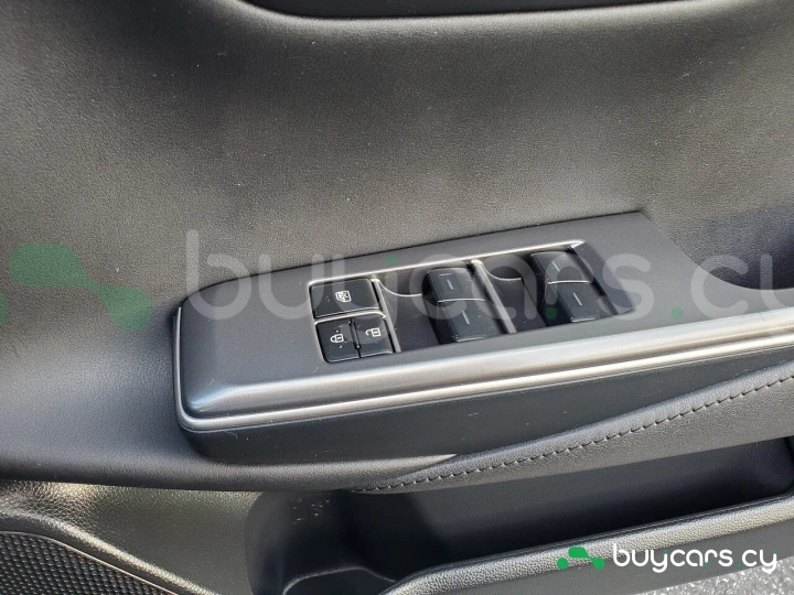 Toyota Crown Синий