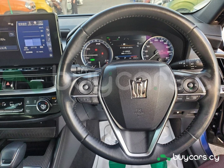 Toyota Crown Синий