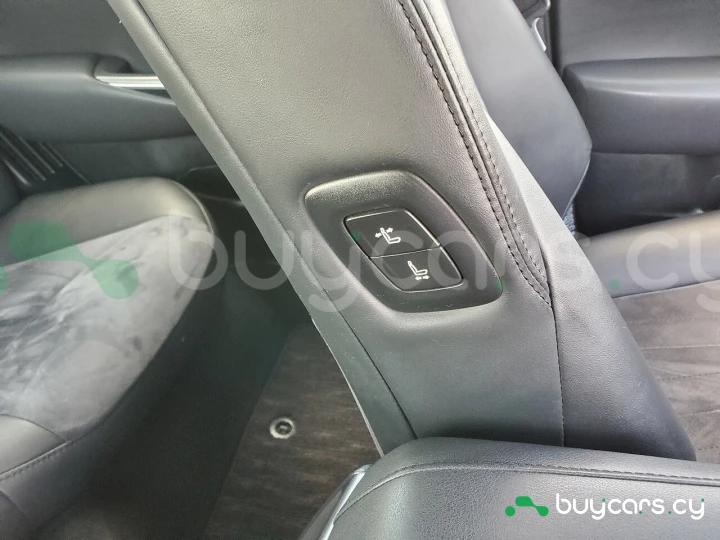 Toyota Crown Синий