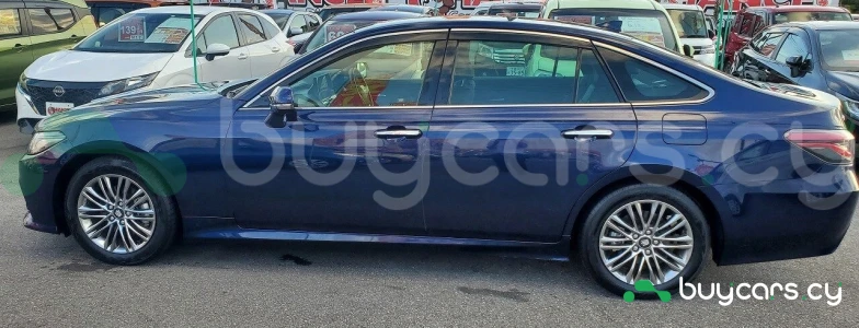 Toyota Crown Синий