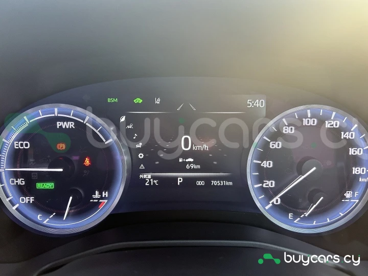 Toyota Crown Белый