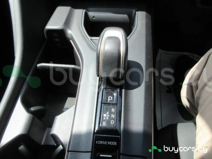 Toyota Crown Коричневый