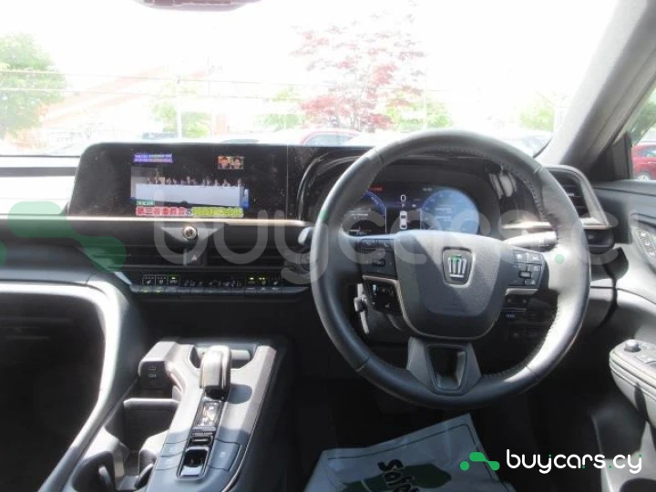 Toyota Crown Коричневый