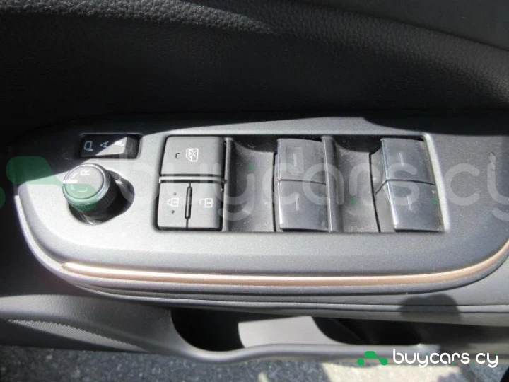 Toyota Crown Коричневый