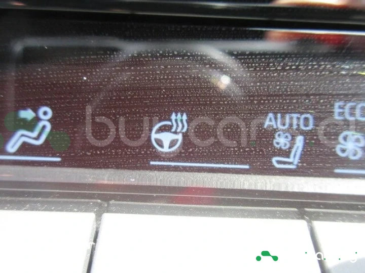 Toyota Crown Черный